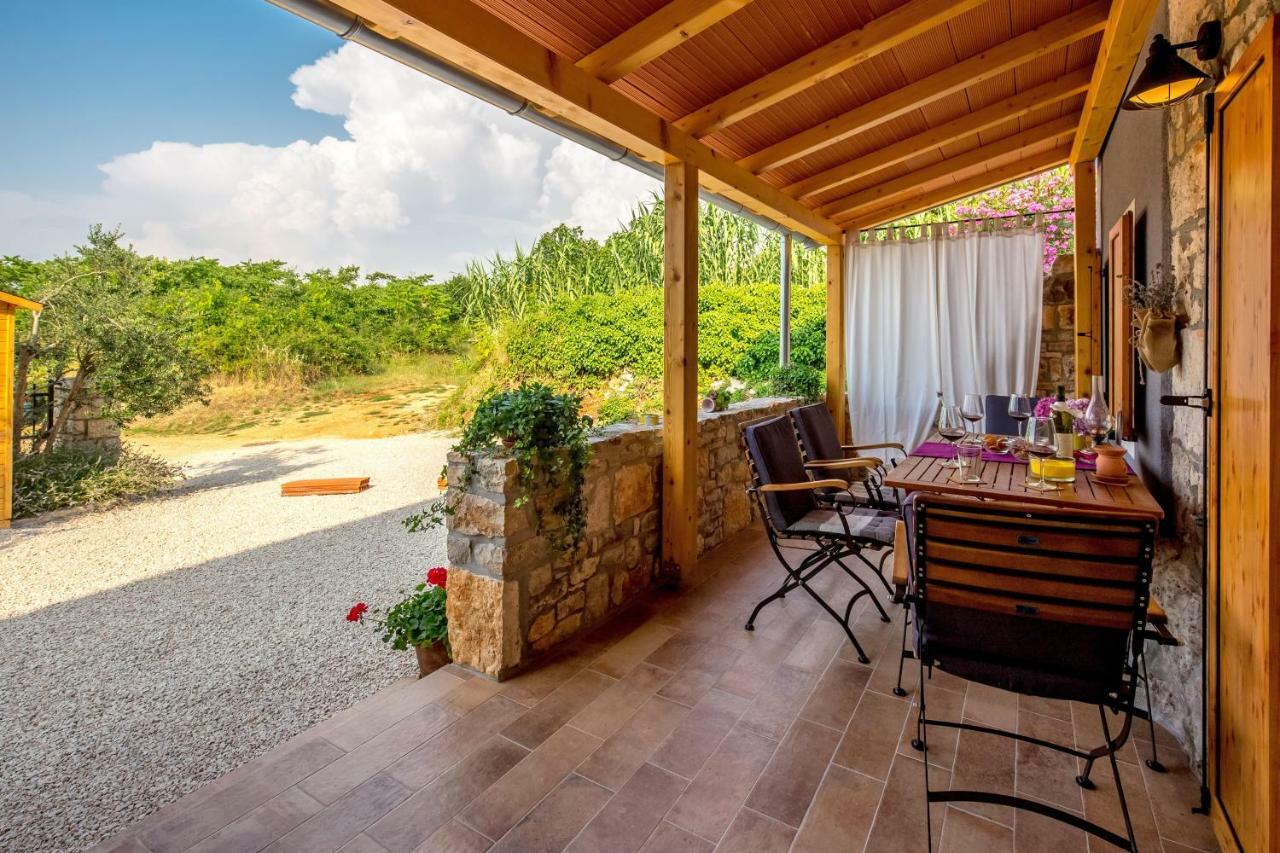 Apartment Li Tar-Vabriga Bagian luar foto