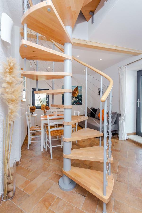 Apartment Li Tar-Vabriga Bagian luar foto